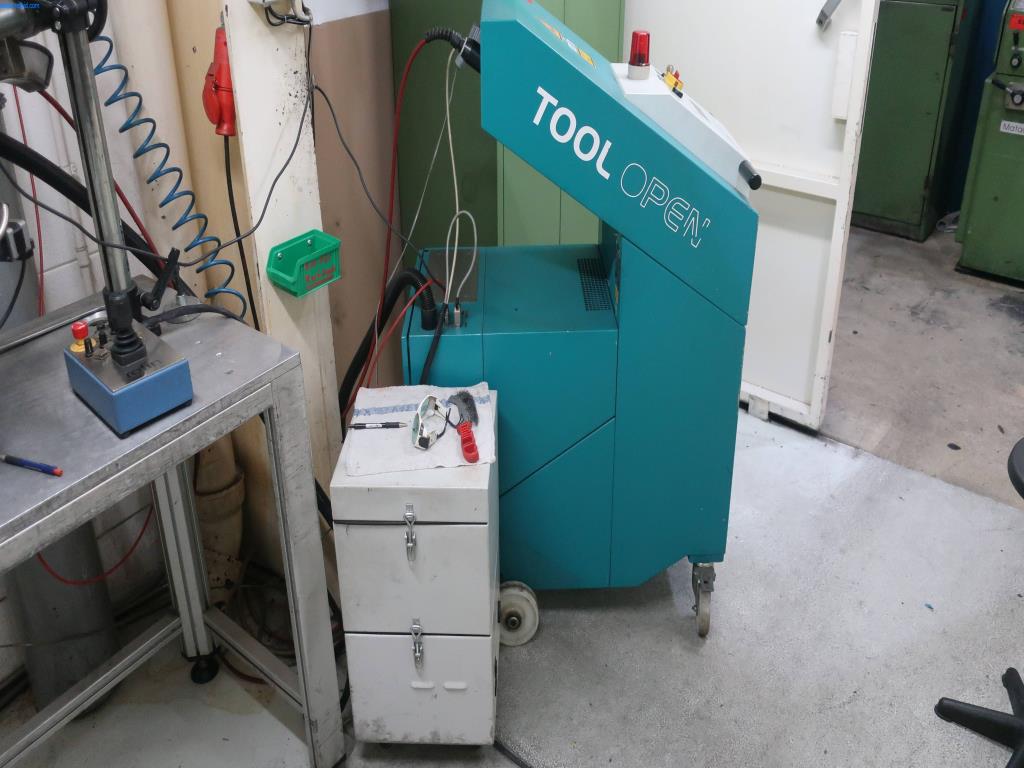 Systémy tlakového lití (hliník) 1 100 - 1 350 t,
Mechanické zpracování, výroba nástrojů
-3