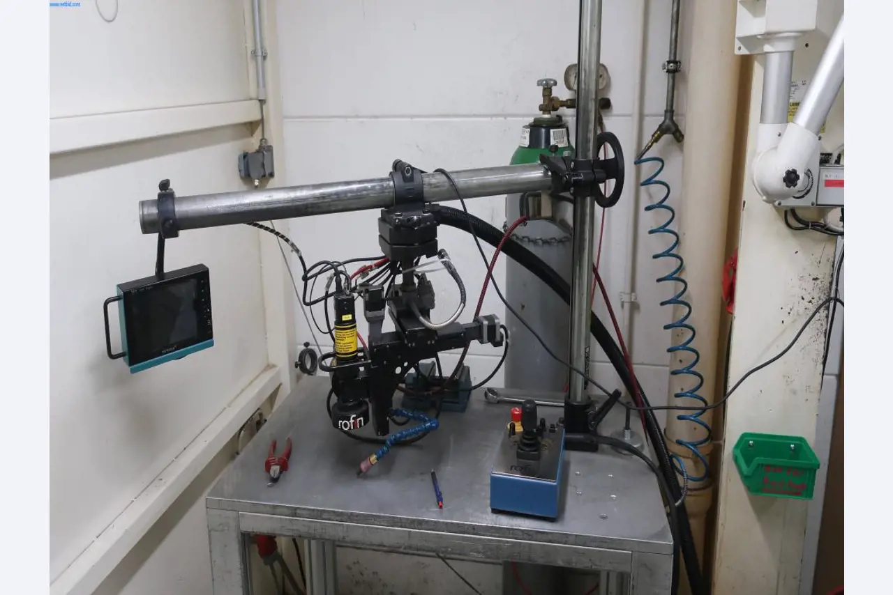 Sistemas de fundição injectada (alumínio) 1.100 - 1.350 t,
Processamento mecânico, fabrico de ferramentas
-4