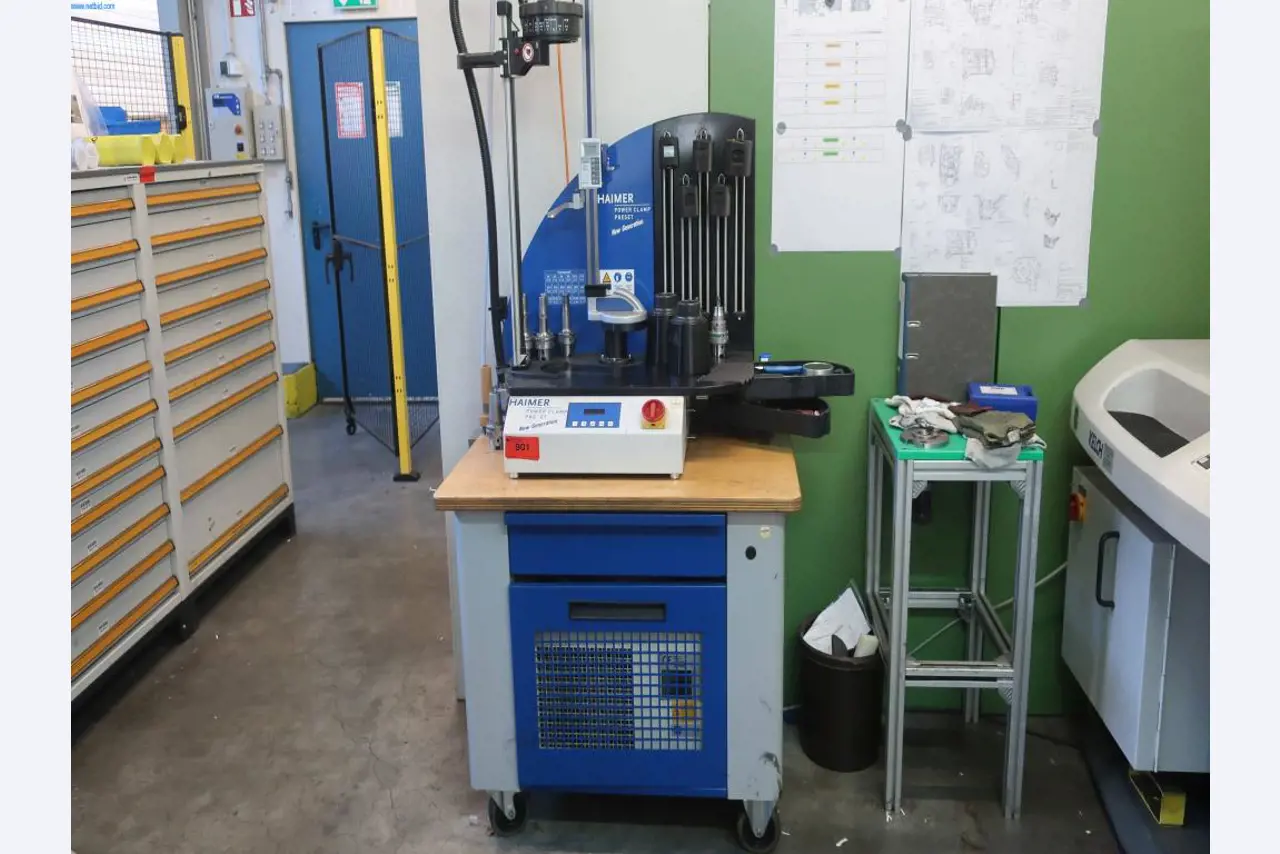 Sistemas de fundição injectada (alumínio) 1.100 - 1.350 t,
Processamento mecânico, fabrico de ferramentas
-1
