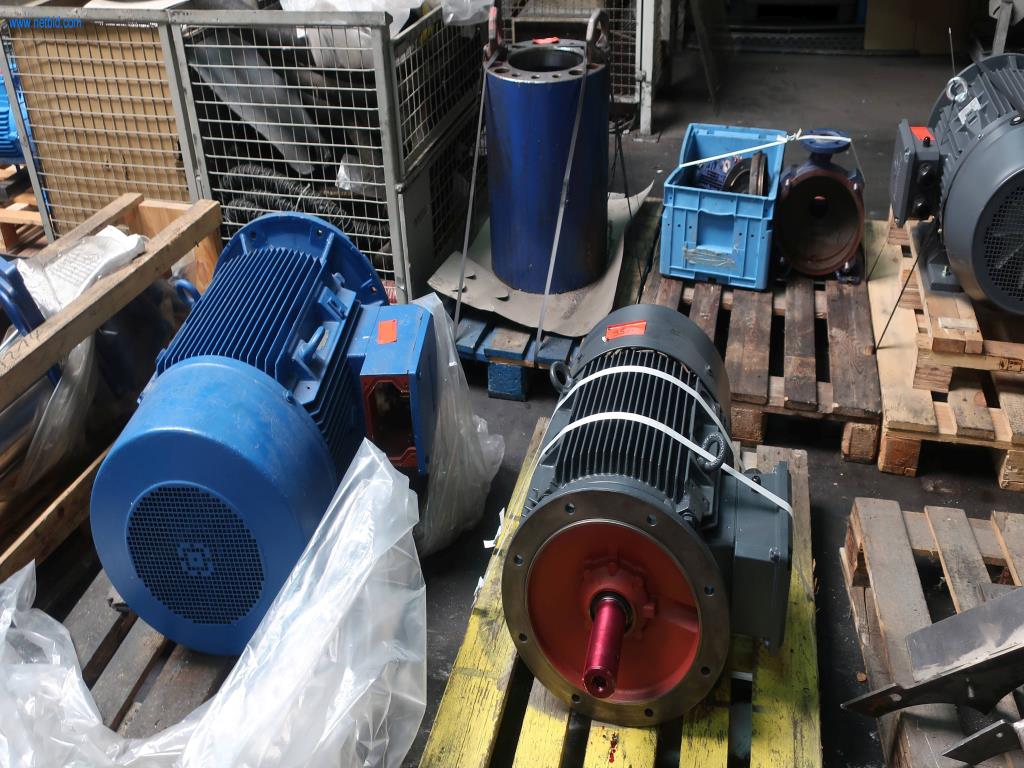 Systémy tlakového lití (hliník) 1 100 - 1 350 t,
Mechanické zpracování, výroba nástrojů
-8