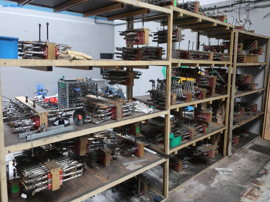 Systémy tlakového lití (hliník) 1 100 - 1 350 t,
Mechanické zpracování, výroba nástrojů
-6