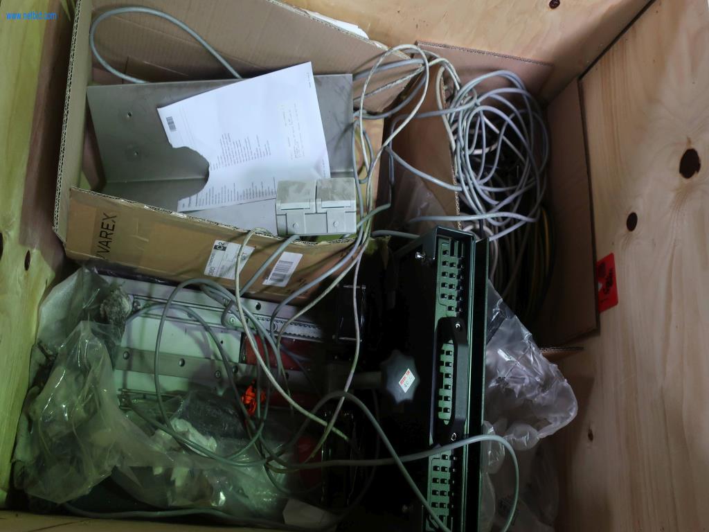 Systémy tlakového lití (hliník) 1 100 - 1 350 t,
Mechanické zpracování, výroba nástrojů
-1