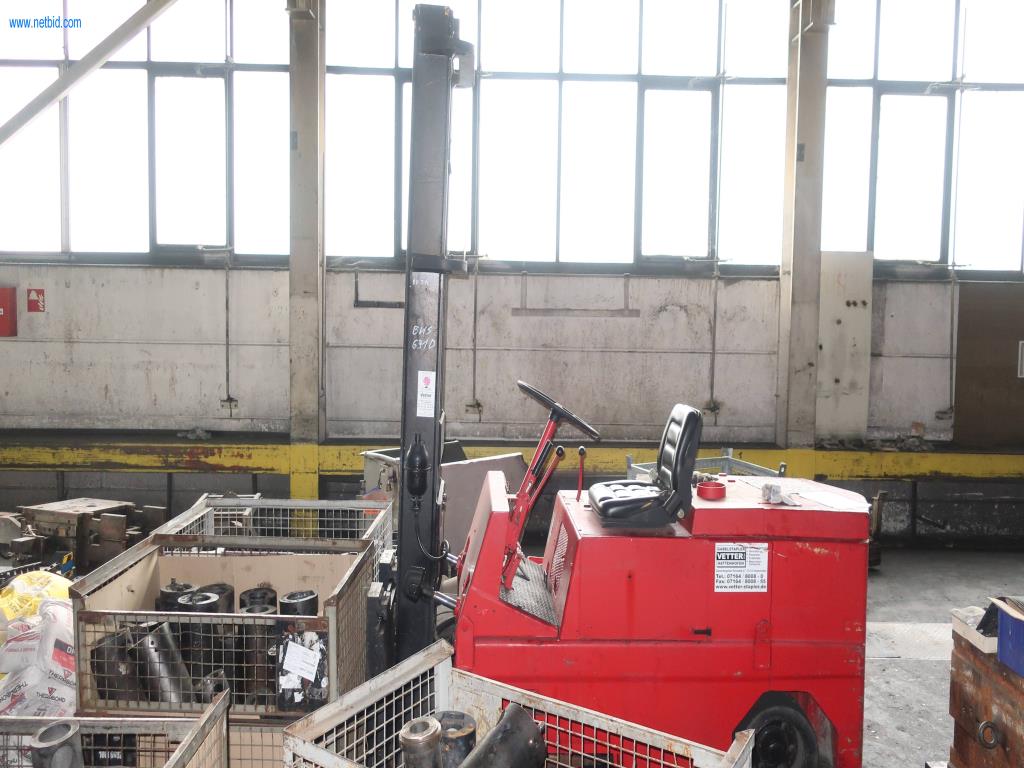 Systémy tlakového lití (hliník) 1 100 - 1 350 t,
Mechanické zpracování, výroba nástrojů
-2