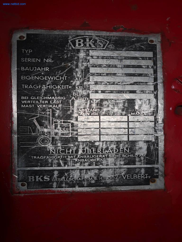 Systémy tlakového lití (hliník) 1 100 - 1 350 t,
Mechanické zpracování, výroba nástrojů
-8