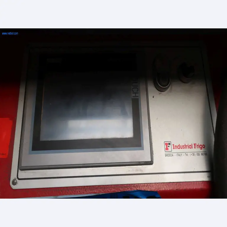 Sistemas de fundição injectada (alumínio) 1.100 - 1.350 t,
Processamento mecânico, fabrico de ferramentas
-3