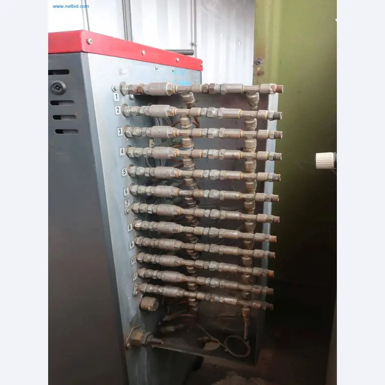 Sistemas de fundição injectada (alumínio) 1.100 - 1.350 t,
Processamento mecânico, fabrico de ferramentas
-4