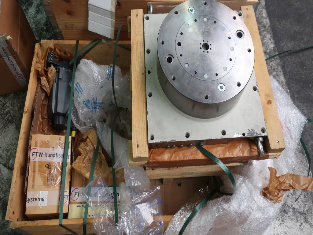 Systémy tlakového lití (hliník) 1 100 - 1 350 t,
Mechanické zpracování, výroba nástrojů
-4