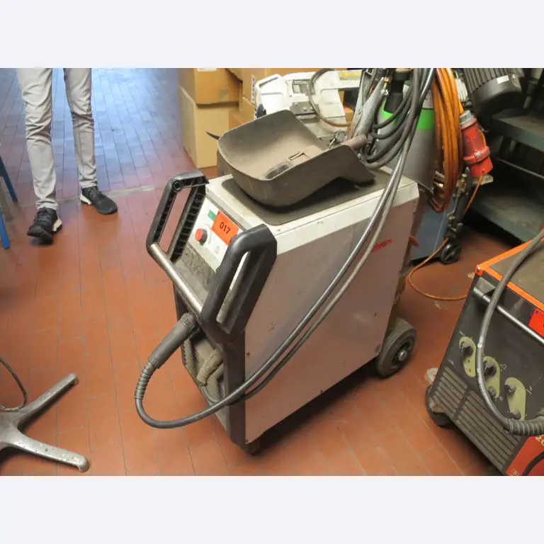 Oliekast, AU tester, display tester en skikoffer voor bussen-3