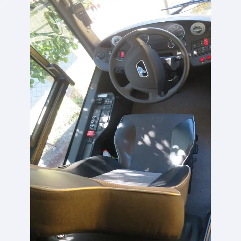 Armário de óleo, testador AU, testador de ecrã e mala de esqui para autocarros-7