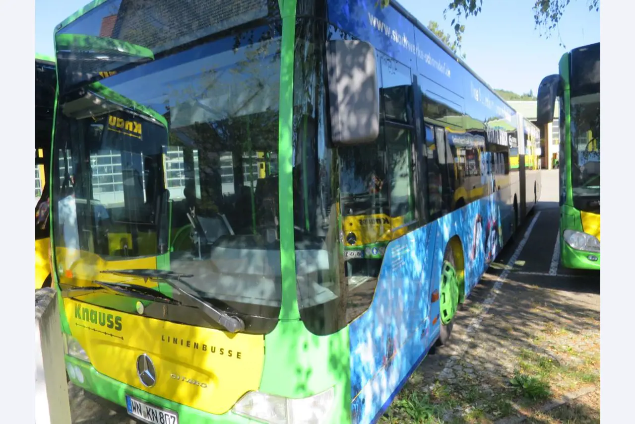 Armário de óleo, testador AU, testador de ecrã e mala de esqui para autocarros-2