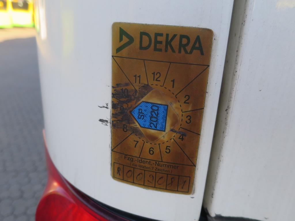 Ölkabinett, AU-Tester, Displayprüfgerät und Skikoffer für Busse-6