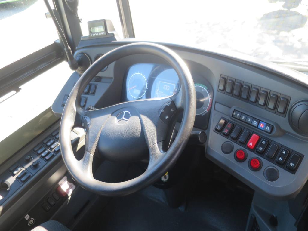 Oljna omarica, AU tester, tester zaslona in kovček za smuči za avtobuse-8