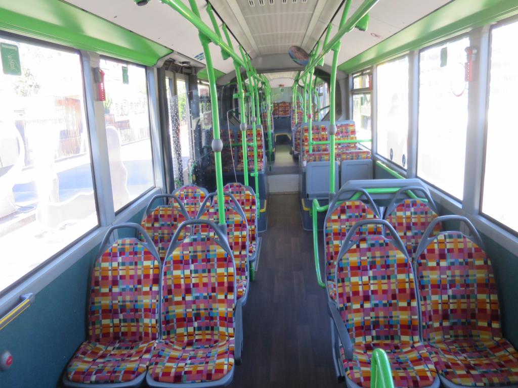 Oljna omarica, AU tester, tester zaslona in kovček za smuči za avtobuse-9