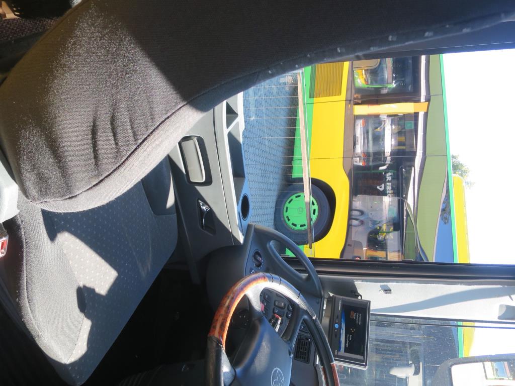 Ölkabinett, AU-Tester, Displayprüfgerät und Skikoffer für Busse-3