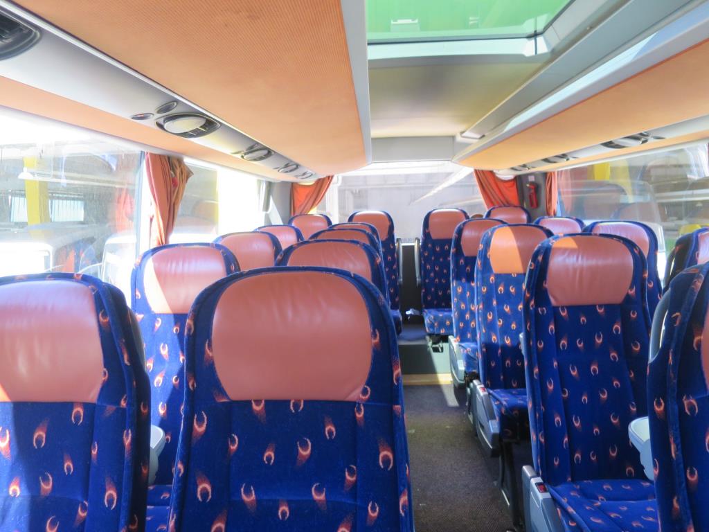 Ölkabinett, AU-Tester, Displayprüfgerät und Skikoffer für Busse-5