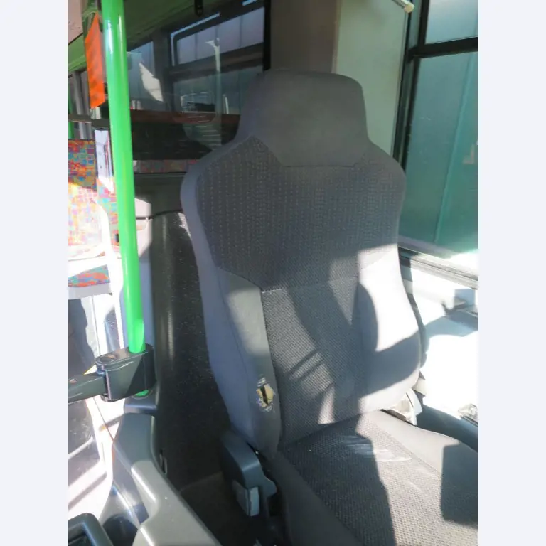 Ölkabinett, AU-Tester, Displayprüfgerät und Skikoffer für Busse-7