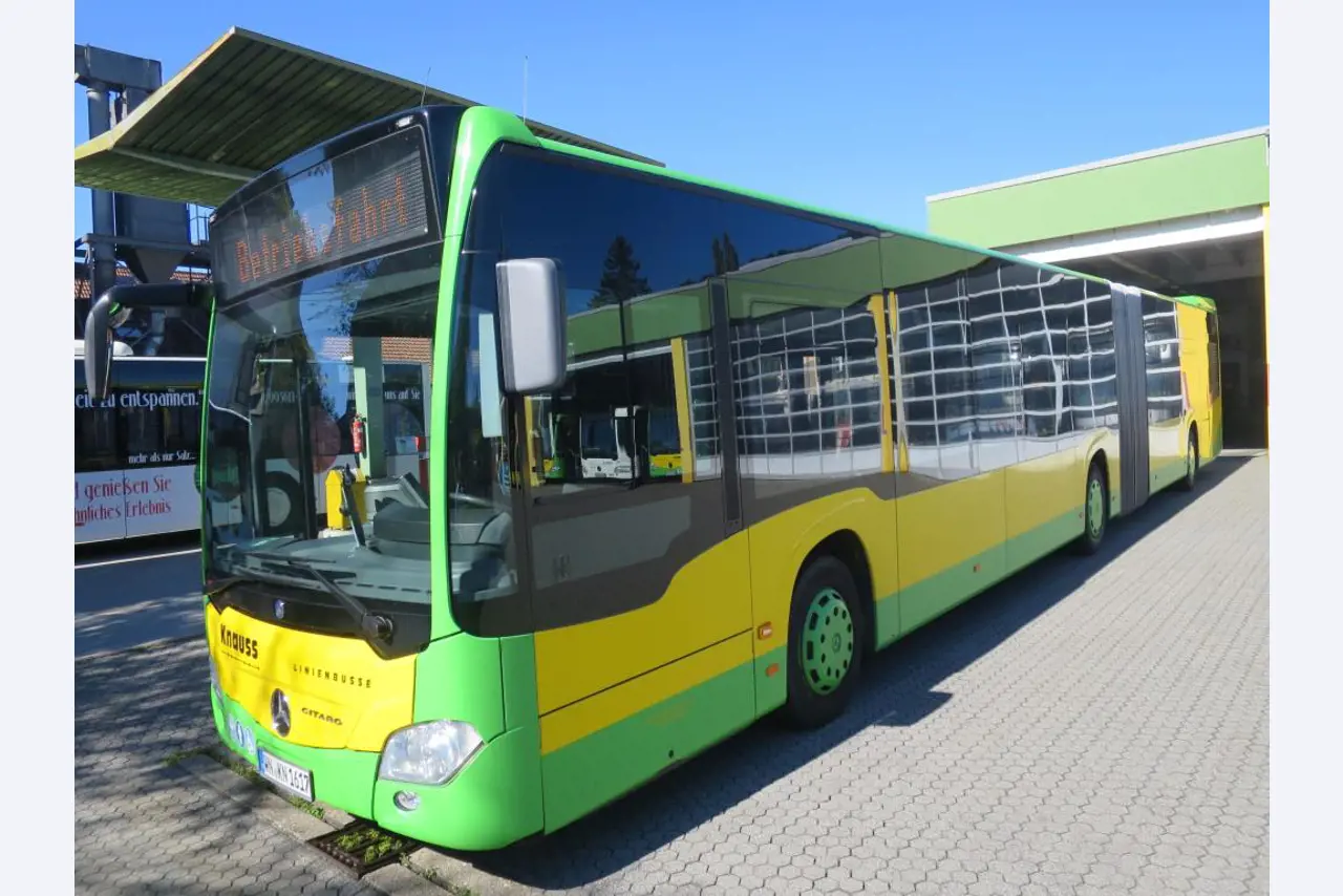 Armário de óleo, testador AU, testador de ecrã e mala de esqui para autocarros-2