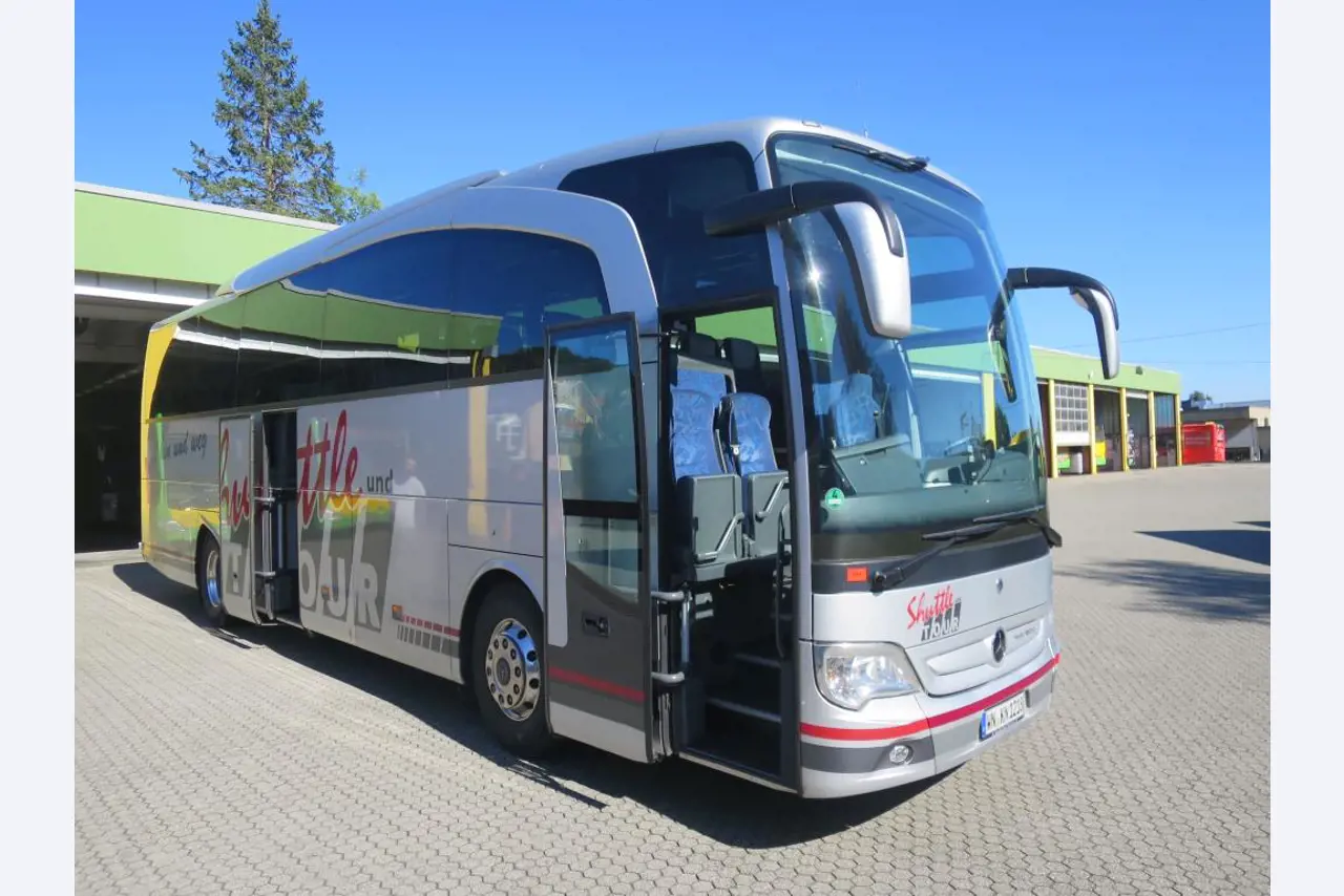Armário de óleo, testador AU, testador de ecrã e mala de esqui para autocarros-2