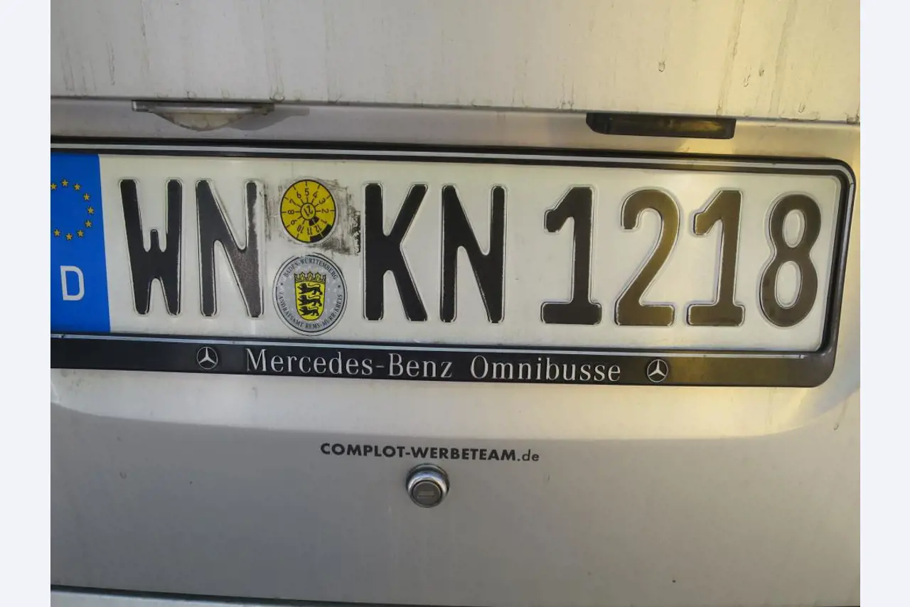 Armário de óleo, testador AU, testador de ecrã e mala de esqui para autocarros-3