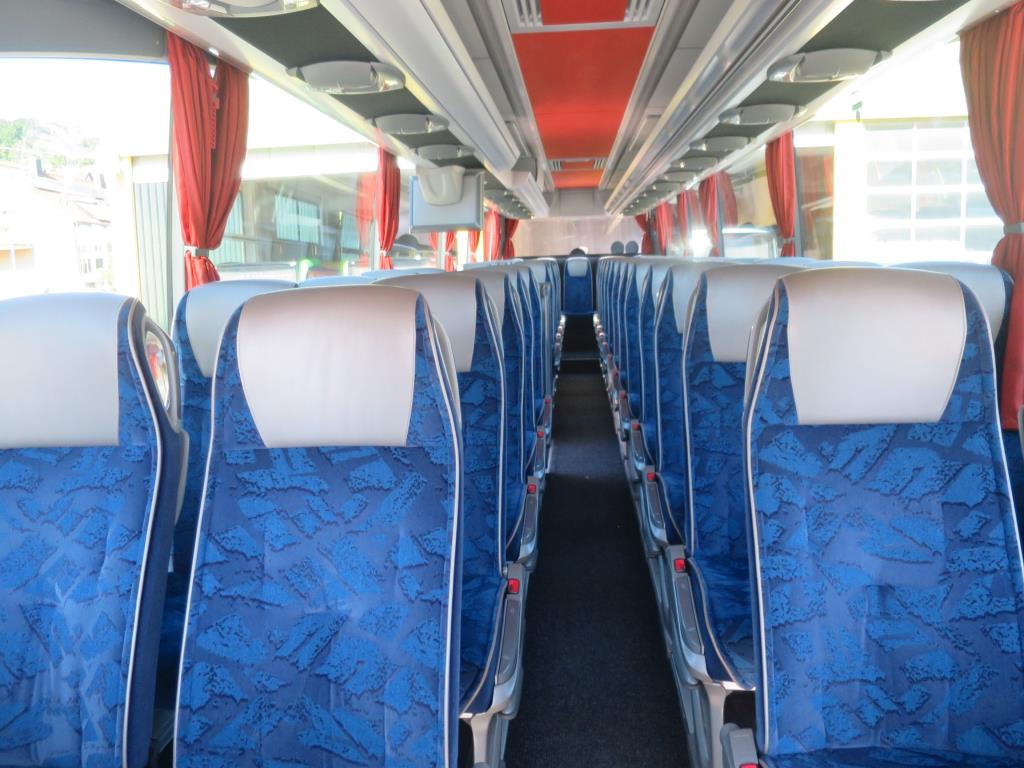 Szafa olejowa, tester AU, tester wyświetlacza i futerał na narty do autobusów-8