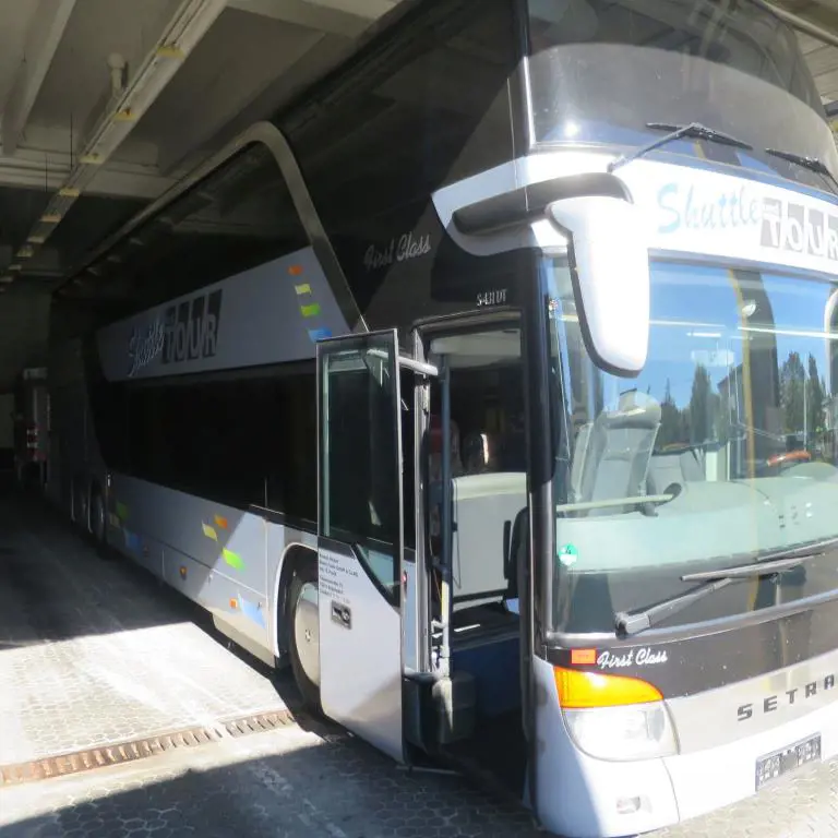 Tour bus Setra S431DT