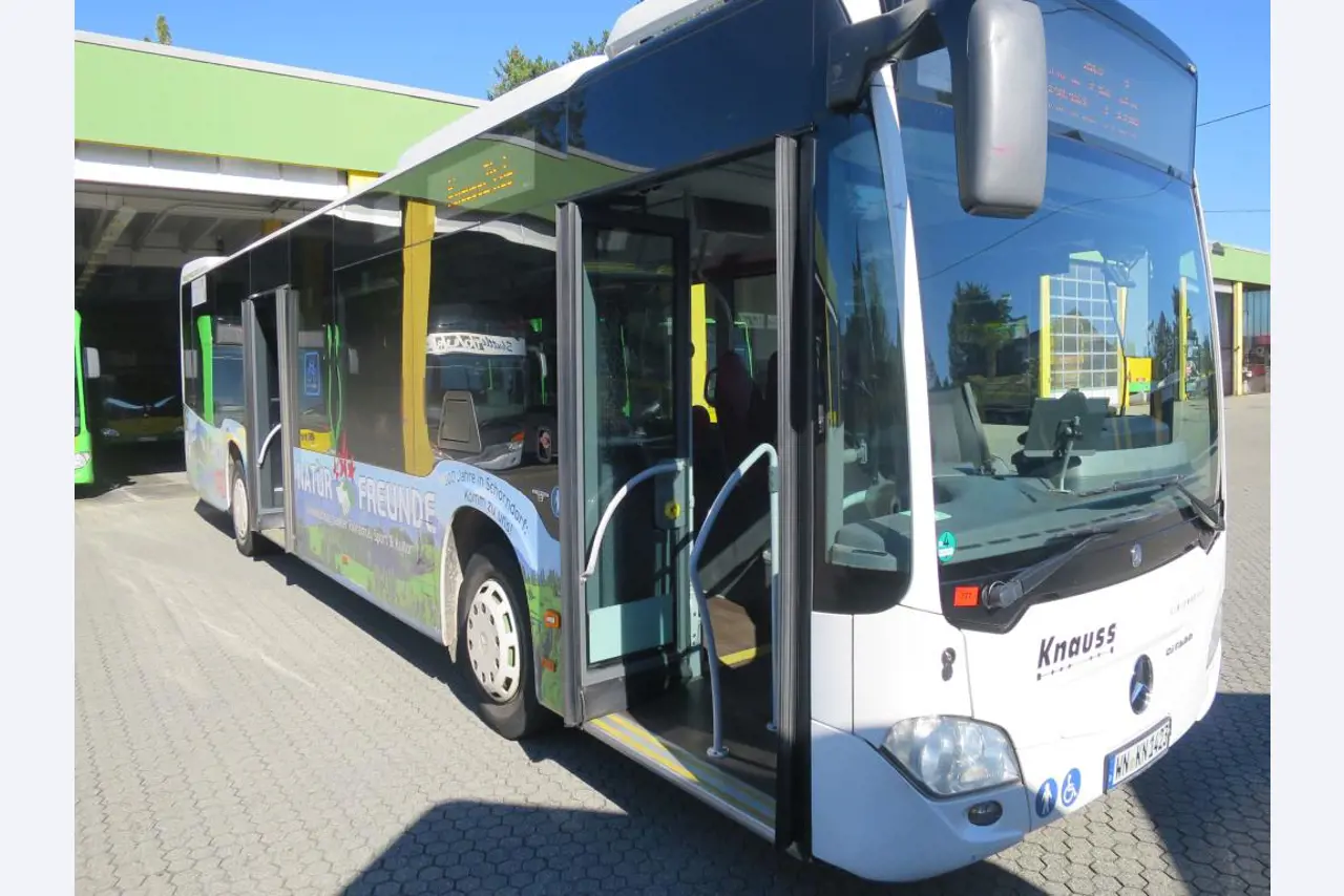 Armário de óleo, testador AU, testador de ecrã e mala de esqui para autocarros-4