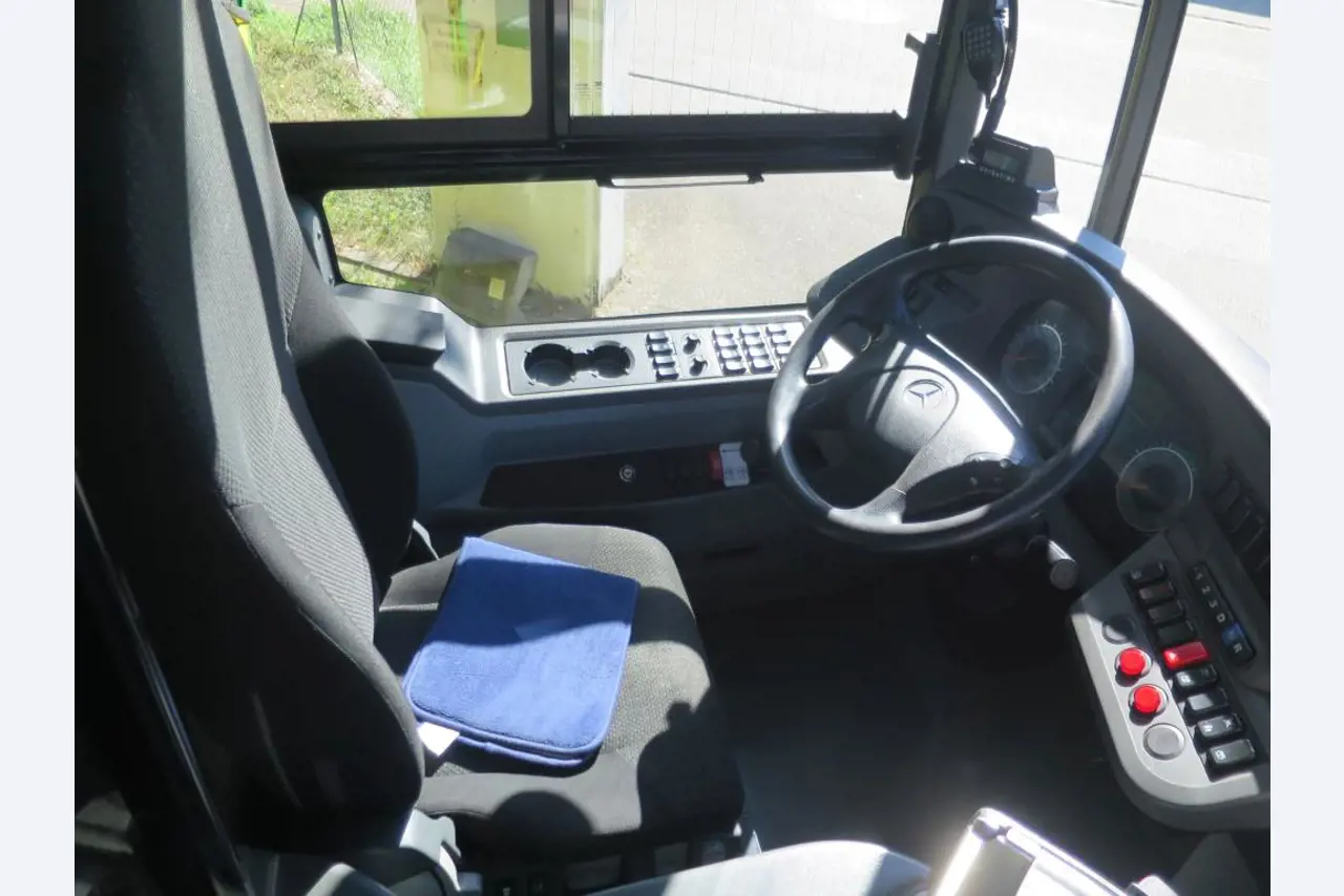 Armário de óleo, testador AU, testador de ecrã e mala de esqui para autocarros-3