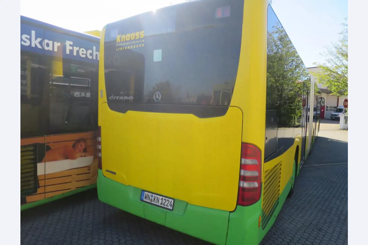 Armário de óleo, testador AU, testador de ecrã e mala de esqui para autocarros-6
