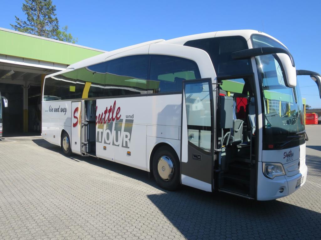 Szafa olejowa, tester AU, tester wyświetlacza i futerał na narty do autobusów-4