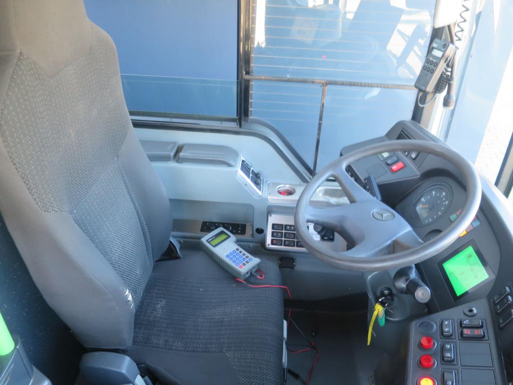 Ölkabinett, AU-Tester, Displayprüfgerät und Skikoffer für Busse-2