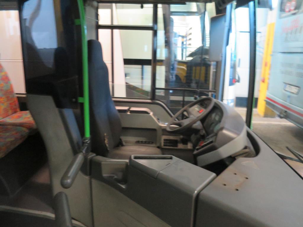 Armário de óleo, testador AU, testador de ecrã e mala de esqui para autocarros-3