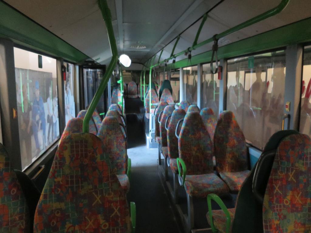 Armário de óleo, testador AU, testador de ecrã e mala de esqui para autocarros-6