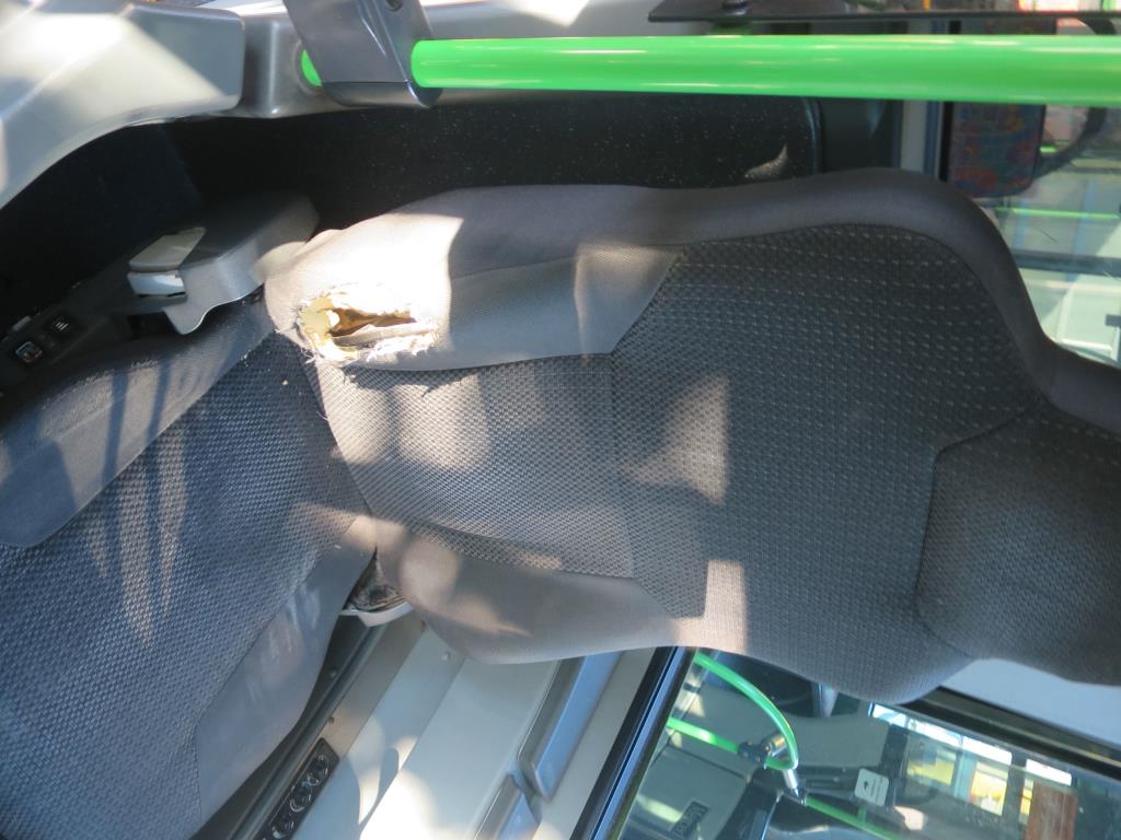 Ölkabinett, AU-Tester, Displayprüfgerät und Skikoffer für Busse-6