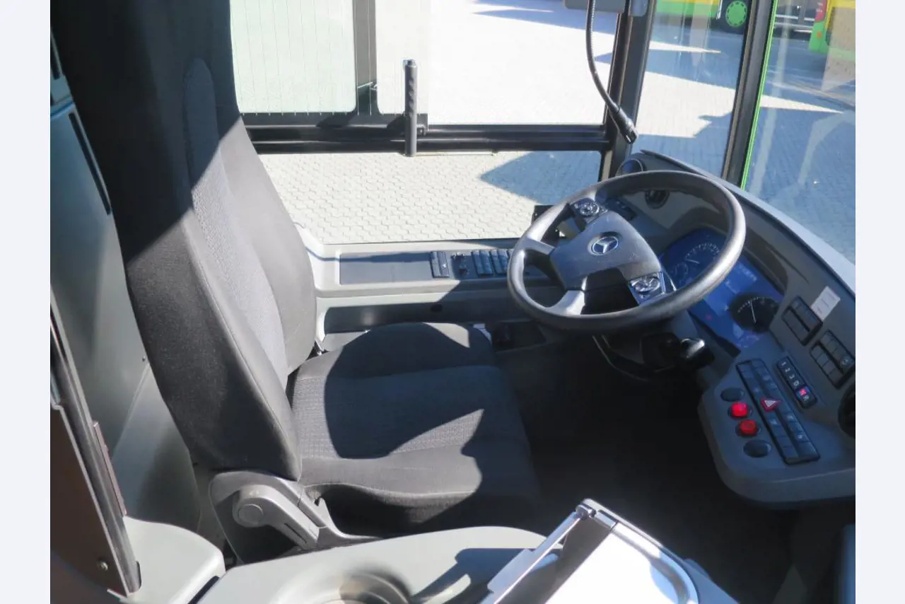 Armário de óleo, testador AU, testador de ecrã e mala de esqui para autocarros-4