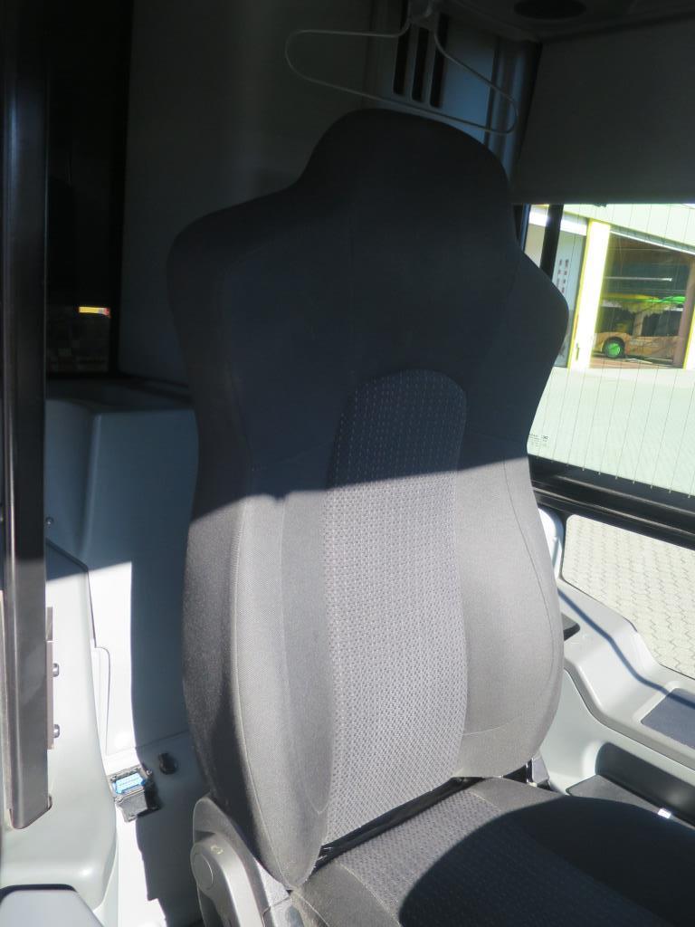 Armário de óleo, testador AU, testador de ecrã e mala de esqui para autocarros-6