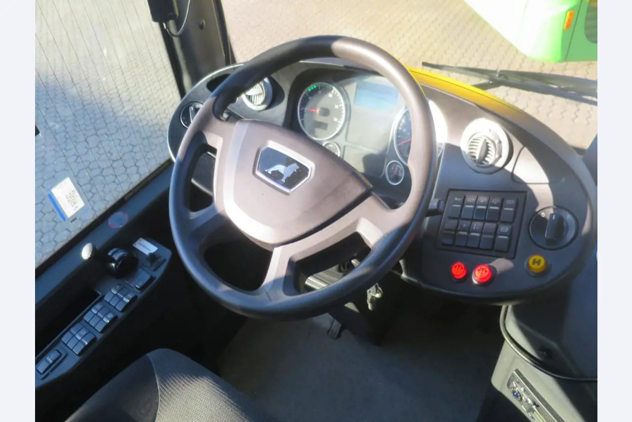 Armário de óleo, testador AU, testador de ecrã e mala de esqui para autocarros-7
