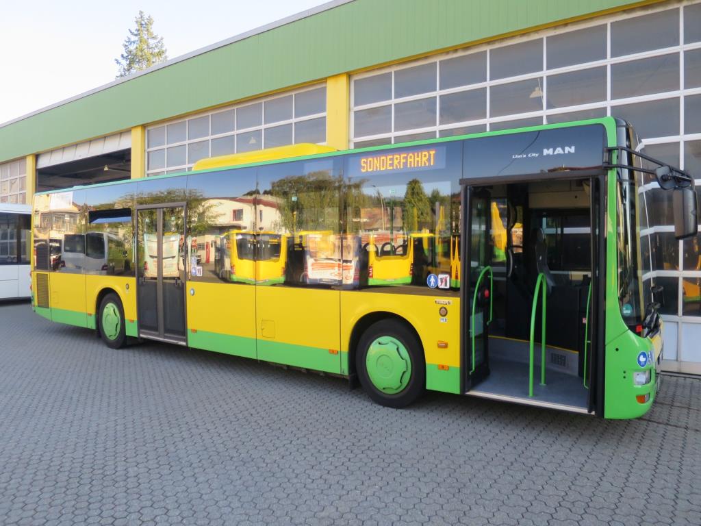 Ölkabinett, AU-Tester, Displayprüfgerät und Skikoffer für Busse-2
