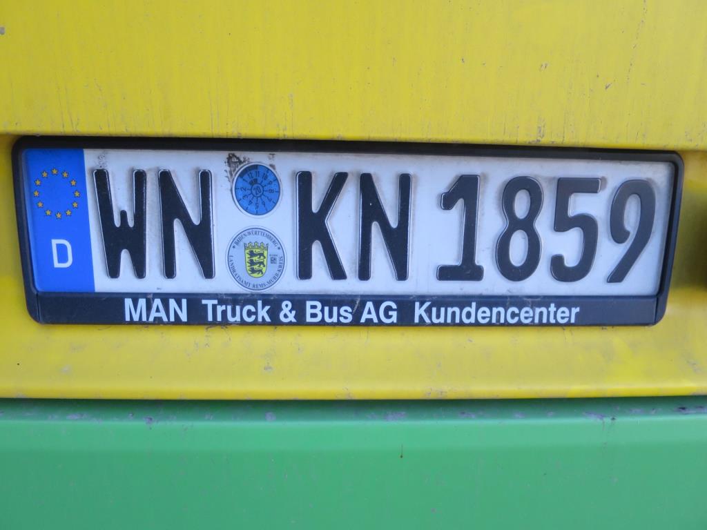 Ölkabinett, AU-Tester, Displayprüfgerät und Skikoffer für Busse-5