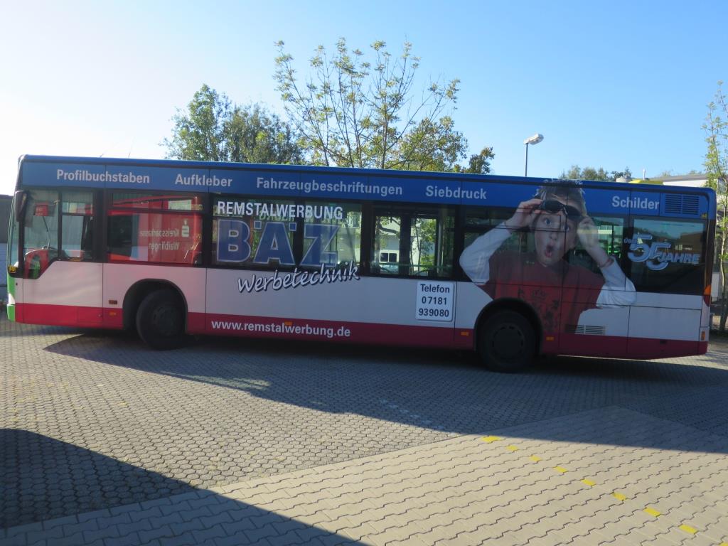Szafa olejowa, tester AU, tester wyświetlacza i futerał na narty do autobusów-9