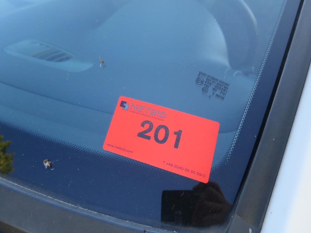 Szafa olejowa, tester AU, tester wyświetlacza i futerał na narty do autobusów-4