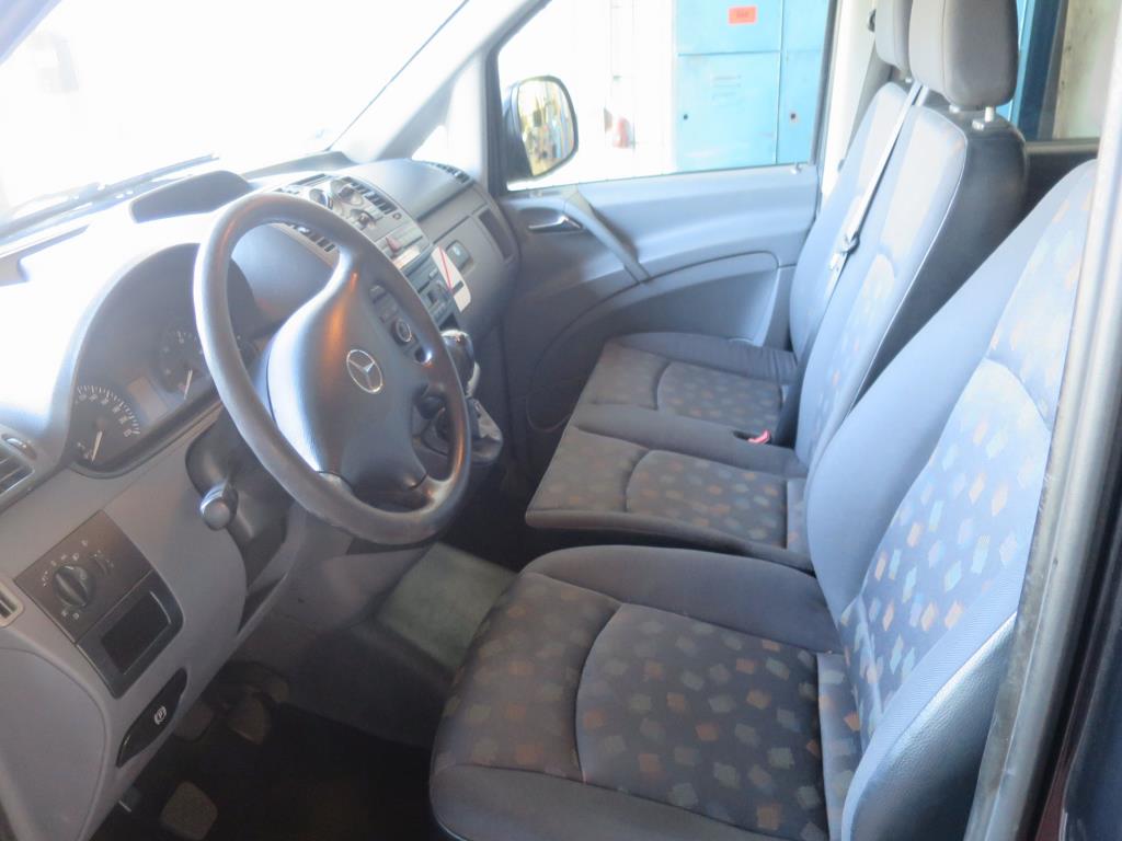 Oil cabinet, AU tester, display tester and ski case for buses-9