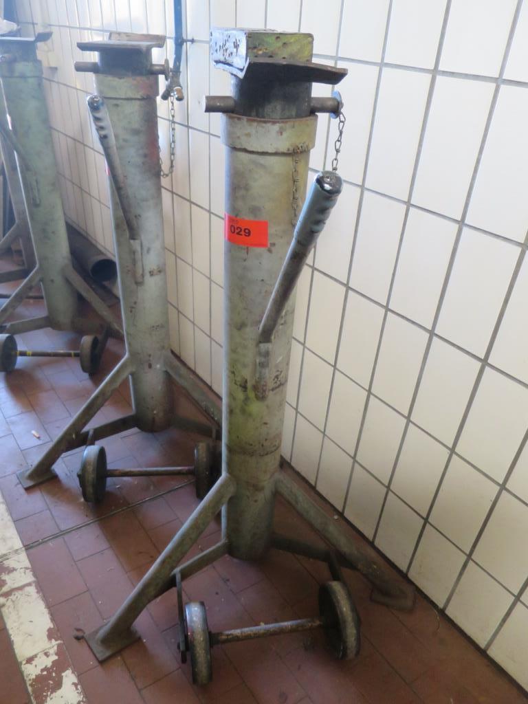 Olejová skříň, AU tester, tester displeje a lyžařský kufr pro autobusy-2