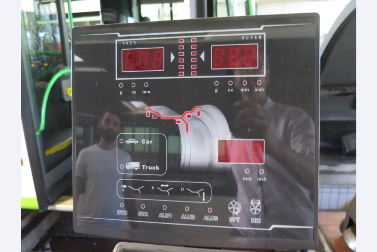 Armário de óleo, testador AU, testador de ecrã e mala de esqui para autocarros-4