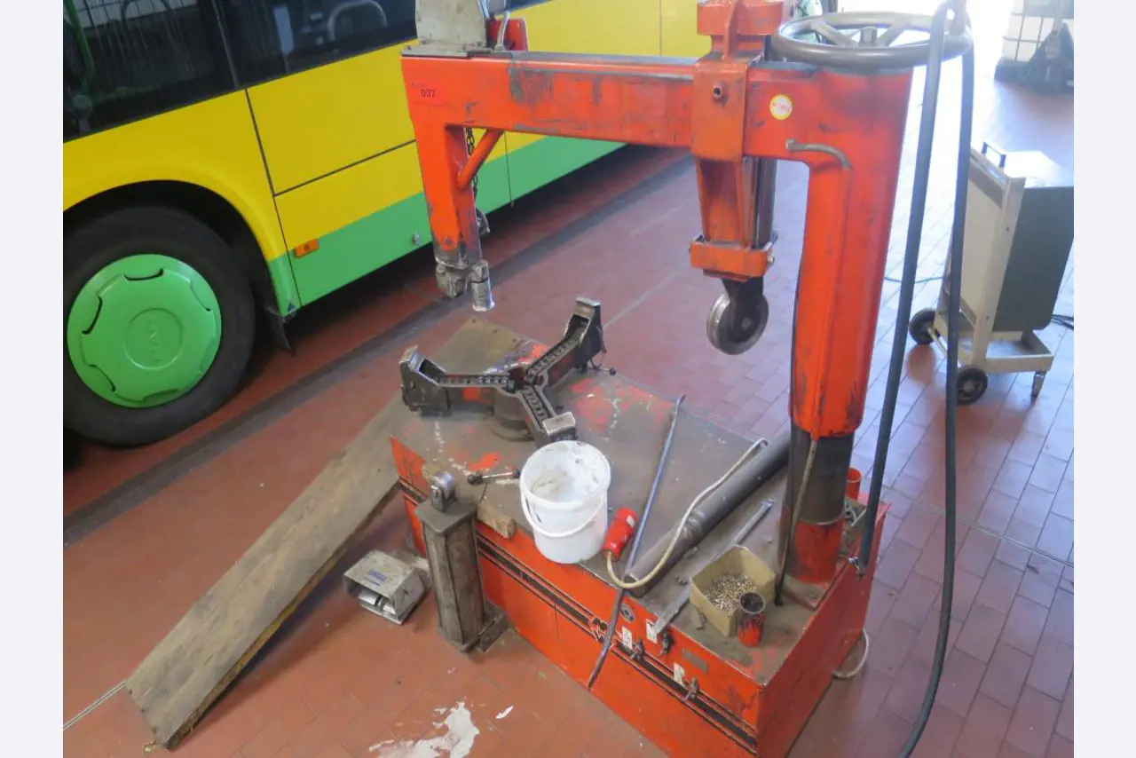 Armário de óleo, testador AU, testador de ecrã e mala de esqui para autocarros-3