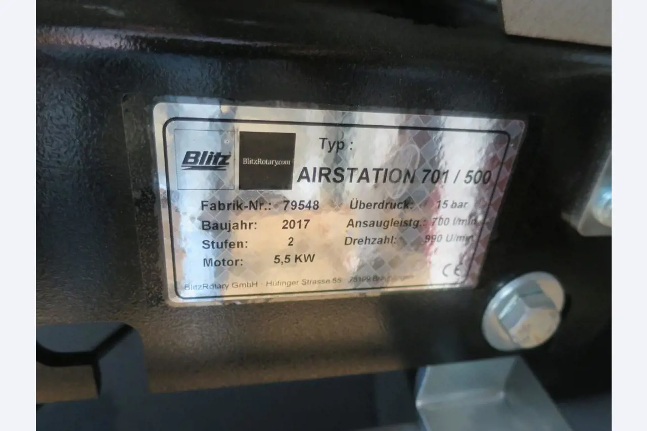 Oliekast, AU tester, display tester en skikoffer voor bussen-1