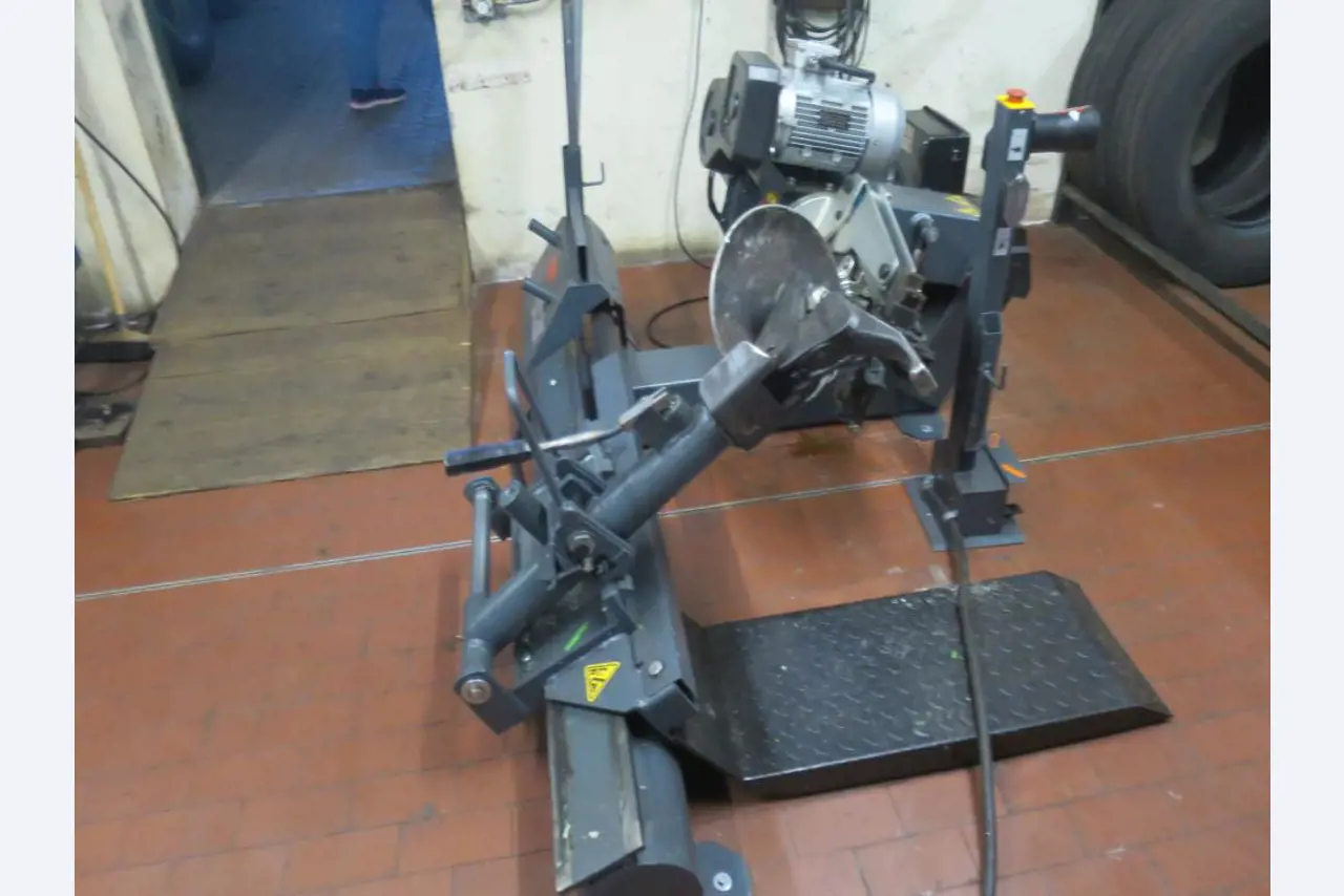 Armário de óleo, testador AU, testador de ecrã e mala de esqui para autocarros-2
