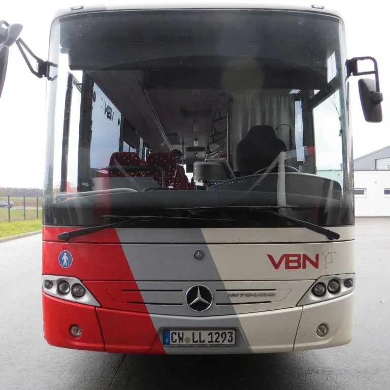 Überlandbus - Zuschlag unter Vorbehalt EvoBus, Mercedes-Benz Inturo (63301)