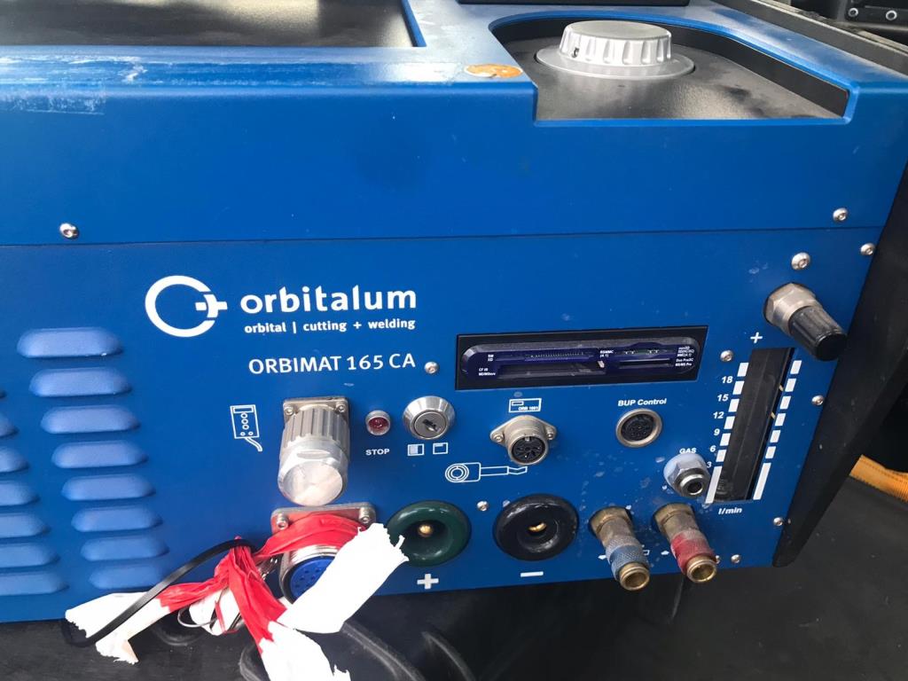 Máquinas e equipamentos operacionais e de escritório do sector da construção metálica-2