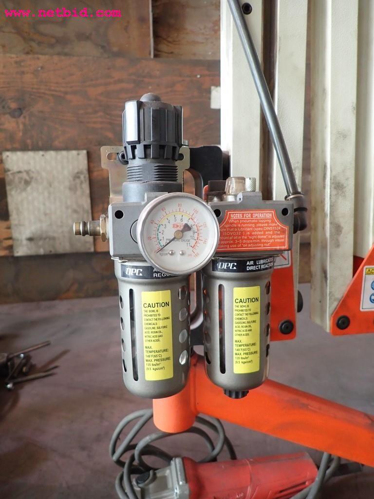 Maszyny oraz sprzęt operacyjny i biurowy z sektora konstrukcji stalowych-2