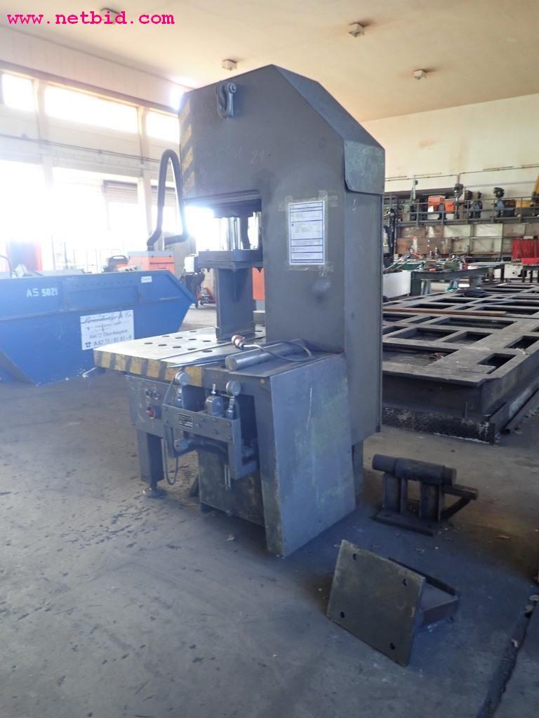 Maszyny oraz sprzęt operacyjny i biurowy z sektora konstrukcji stalowych-3